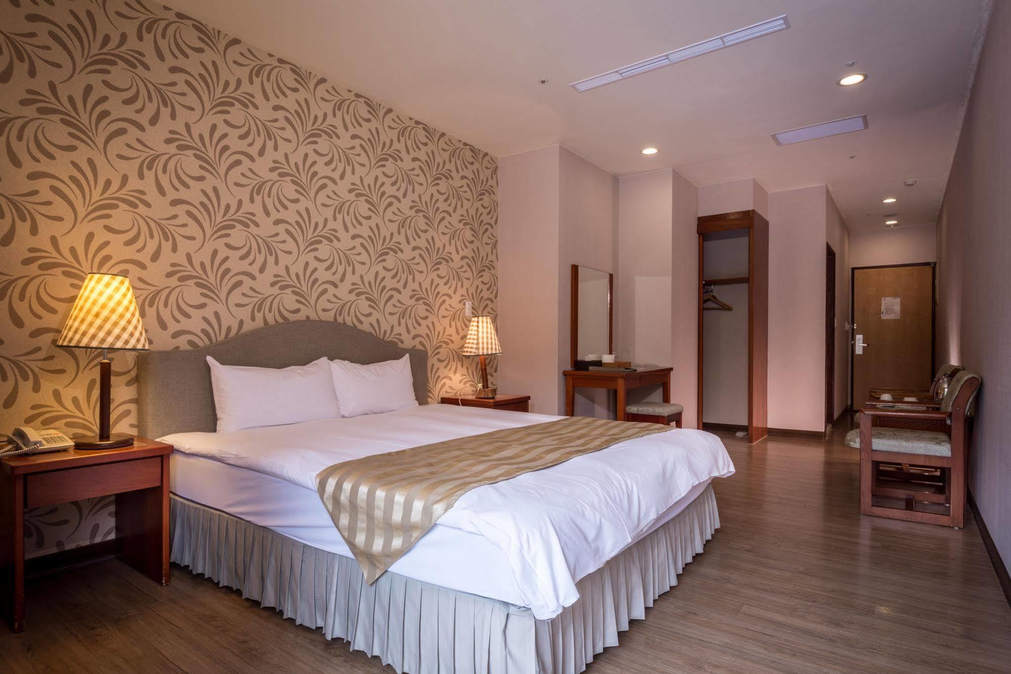 We Resort Sun Moon Lake Zewnętrze zdjęcie